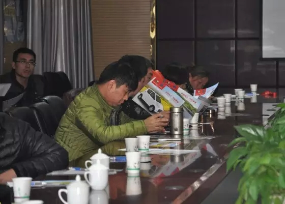 躍迪集團回饋家鄉(xiāng)父老—暨“金”冬臘月招商、訂貨、動銷大會河北站勝利召開