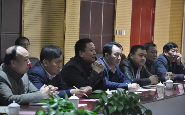 安慶市委常委、副市長(zhǎng)華克思一行到河北躍迪新能源科技集團(tuán)參觀考察