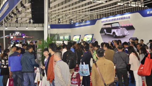 躍迪汽車強(qiáng)勢(shì)登錄南京新能源汽車展，引領(lǐng)行業(yè)發(fā)展新軌道