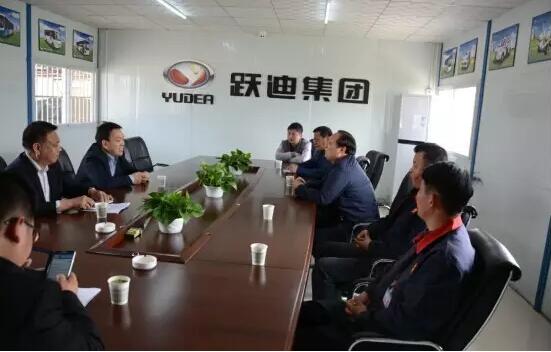 陜西躍迪新能源汽車有限公司與陜西商洛學(xué)院校企合作暨首屆春季招聘會(huì)成功舉辦