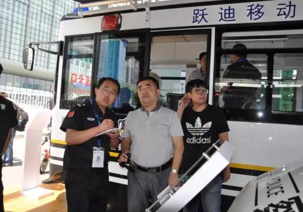 躍迪集團(tuán)攜旗下多款警務(wù)用車閃亮登陸第八屆中國國際警用裝備博覽會(huì)