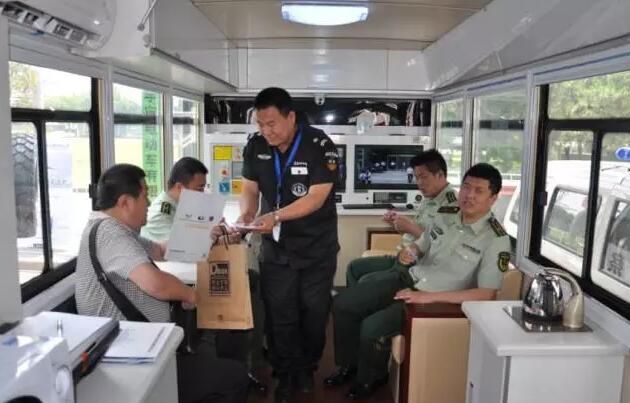 躍迪移動測速卡口、躍迪定制智能人臉識別成為本屆警用裝備博覽會焦點(diǎn)