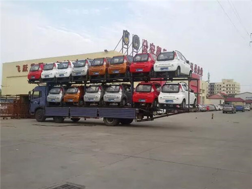 電動(dòng)轎車(chē)