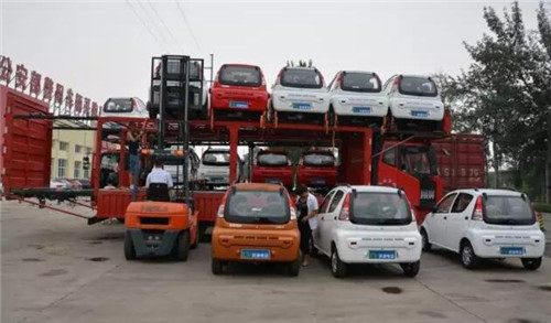 電動(dòng)轎車