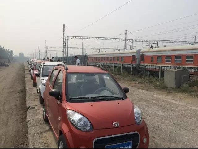 躍迪電動(dòng)汽車(chē)批量發(fā)車(chē)貴州貴陽(yáng)——躍迪發(fā)力鐵路貨物運(yùn)輸，及時(shí)滿(mǎn)足用戶(hù)需求