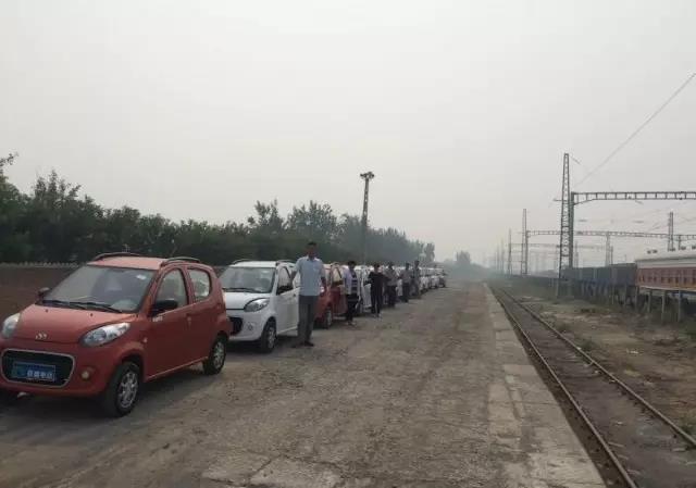 躍迪電動(dòng)汽車(chē)批量發(fā)車(chē)貴州貴陽(yáng)——躍迪發(fā)力鐵路貨物運(yùn)輸，及時(shí)滿(mǎn)足用戶(hù)需求