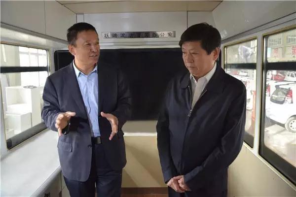 石家莊市市長(zhǎng)邢國(guó)輝一行到躍迪集團(tuán)視察調(diào)研