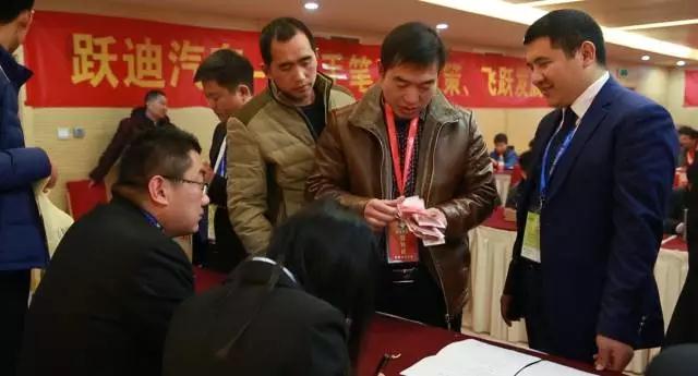 躍迪智能家族集結(jié)亮相鄭州展，萬人見證，共贏未來