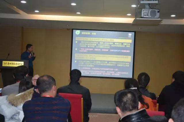 躍迪智能家族集結(jié)亮相鄭州展，萬人見證，共贏未來