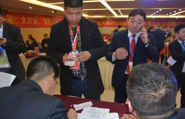 躍迪智能家族集結(jié)亮相鄭州展，萬人見證，共贏未來