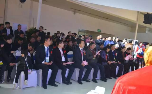 躍迪智能家族集結(jié)亮相鄭州展，萬人見證，共贏未來