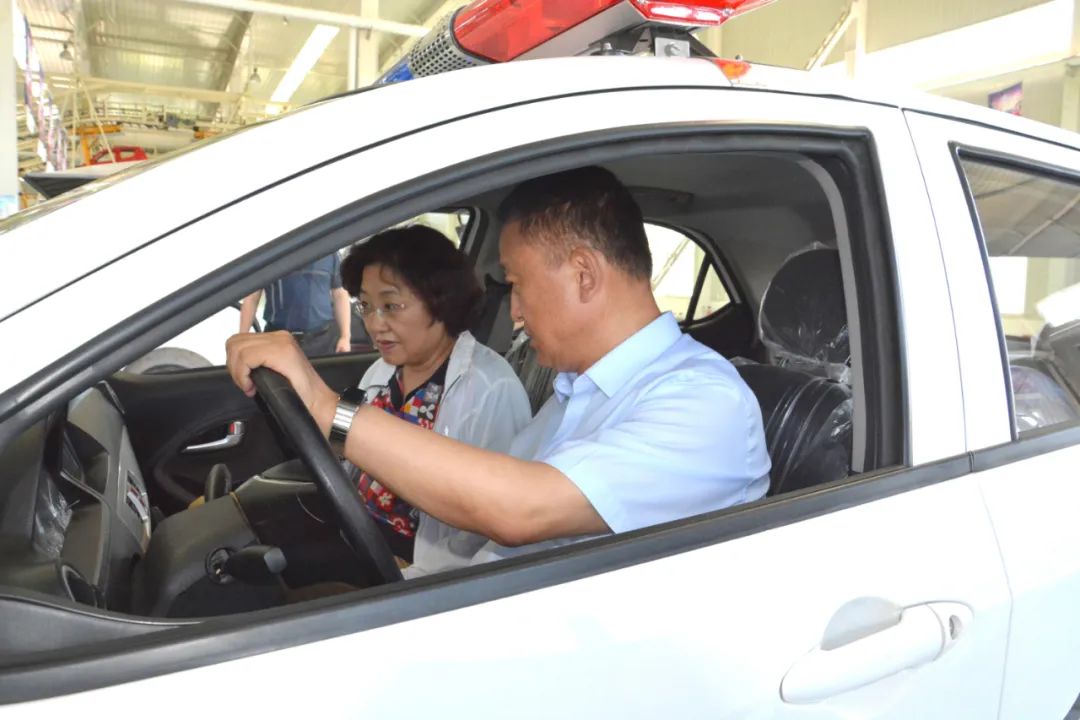 呂梁市委常委、副市長劉晉萍一行 蒞臨躍迪集團考察調(diào)研